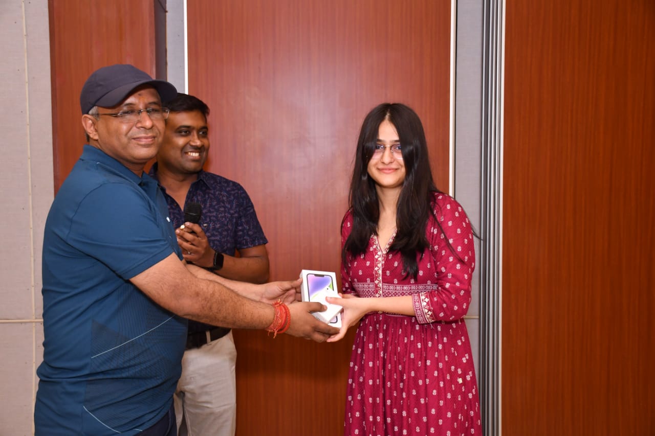 Medhavi Pratigya Batch (Dropper) JEE